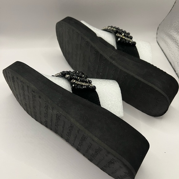 Yellow Box Black Beaded Women's Sandals - Picture 4 of 5